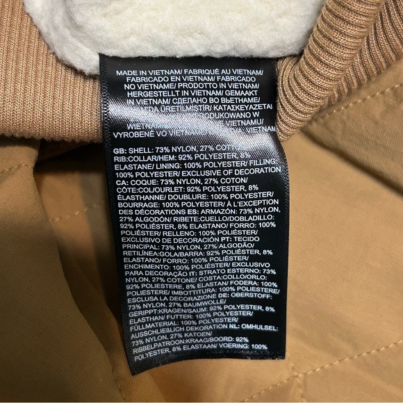 The North Face Men's Tan Quilted Vest - Picture 4 of 6